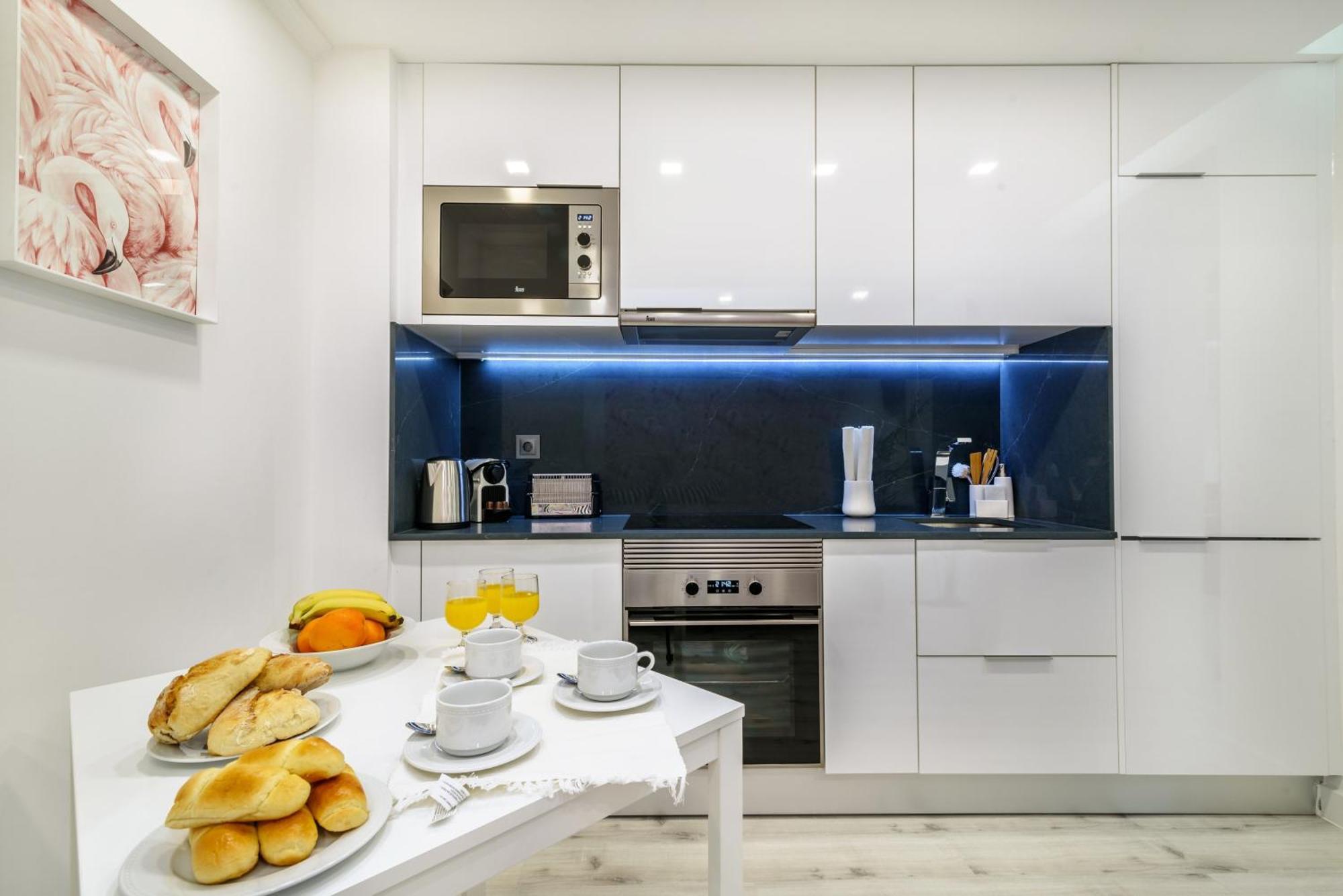 Whome City Chic Escape: Your Stylish Haven In Downtown Lisboa 外观 照片