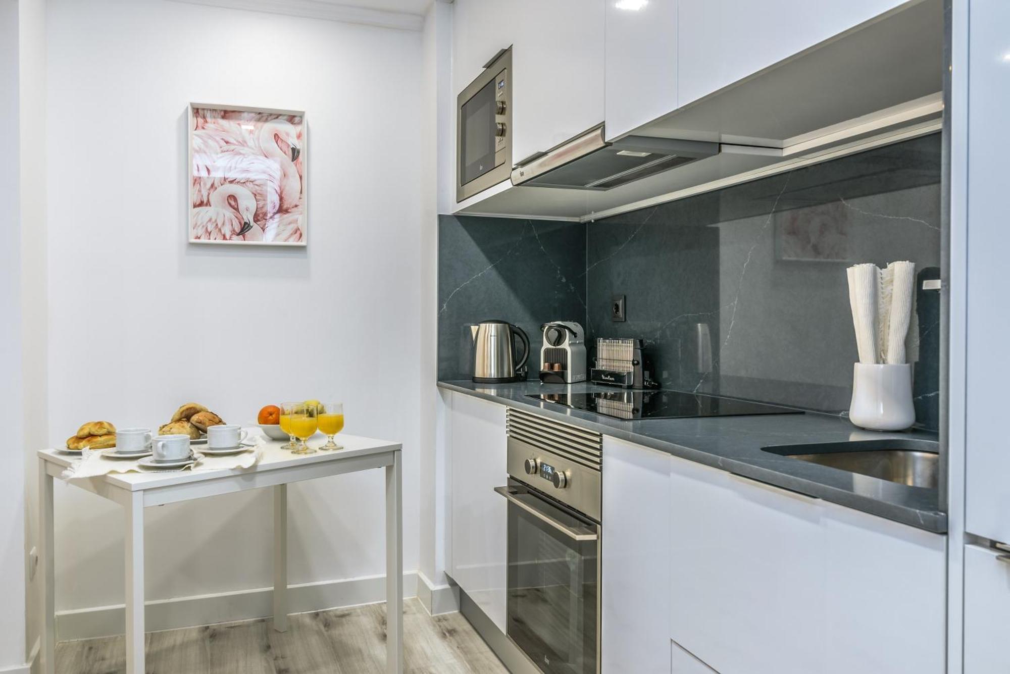 Whome City Chic Escape: Your Stylish Haven In Downtown Lisboa 外观 照片