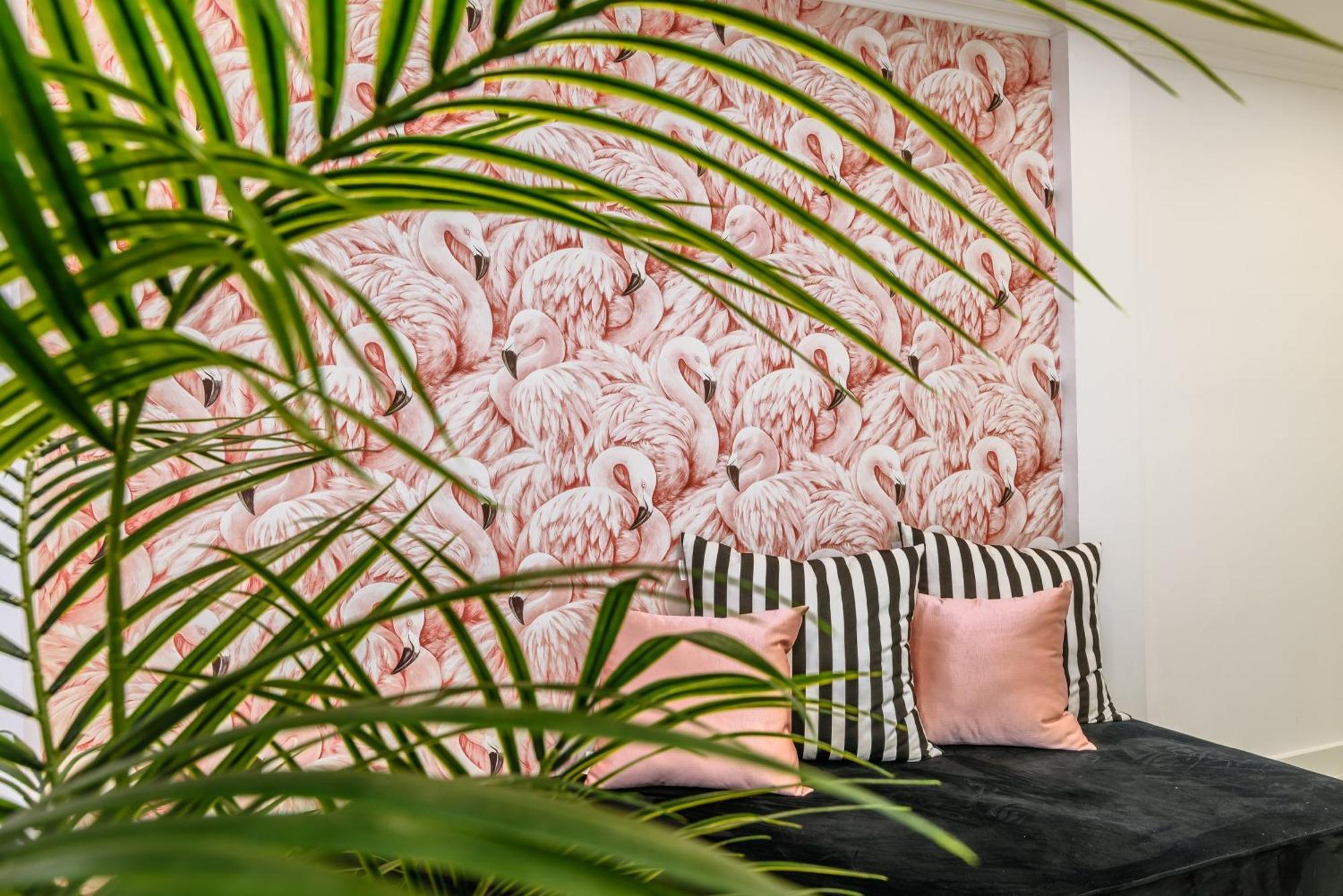 Whome City Chic Escape: Your Stylish Haven In Downtown Lisboa 外观 照片