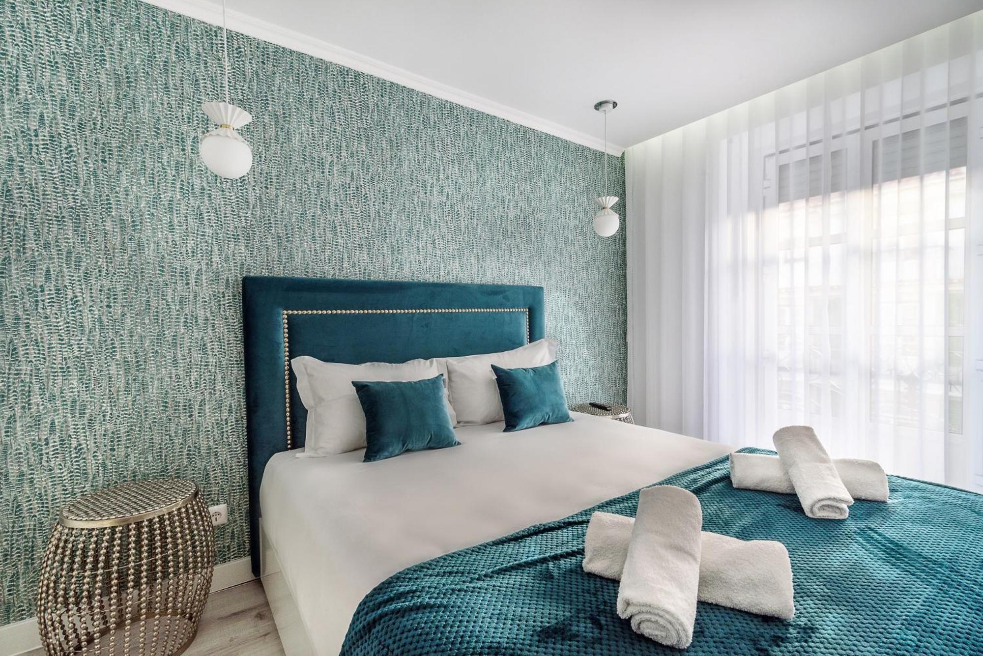 Whome City Chic Escape: Your Stylish Haven In Downtown Lisboa 外观 照片